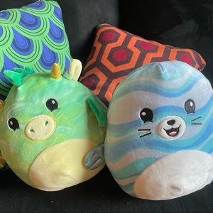 8” scented Mystery Squishmallow bundle